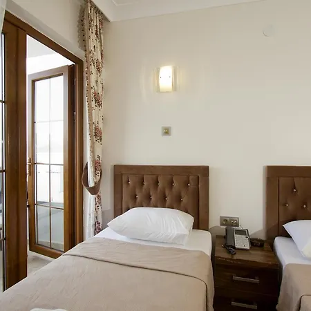 Reis Hotell 3*